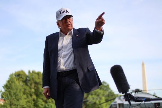 US-Präsident Donald Trump bei der Ankunft auf dem Südrasen des Weißen Hauses