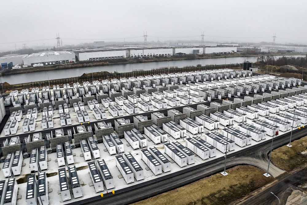 Luftaufnahme vom Batteriepark von Engie in Vilvoorde
