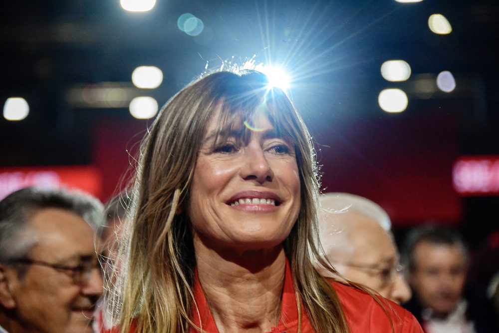Fotoaufnahme der Ehefrau des spanischen Premierministers
