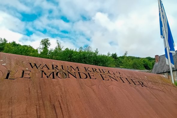 Denkmal zur Erinnerung an das Dinant-Massaker am 23. August 1914