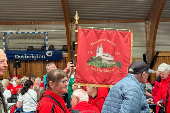 Fahne der "Wanderfreunde TuS Dietkirchen"