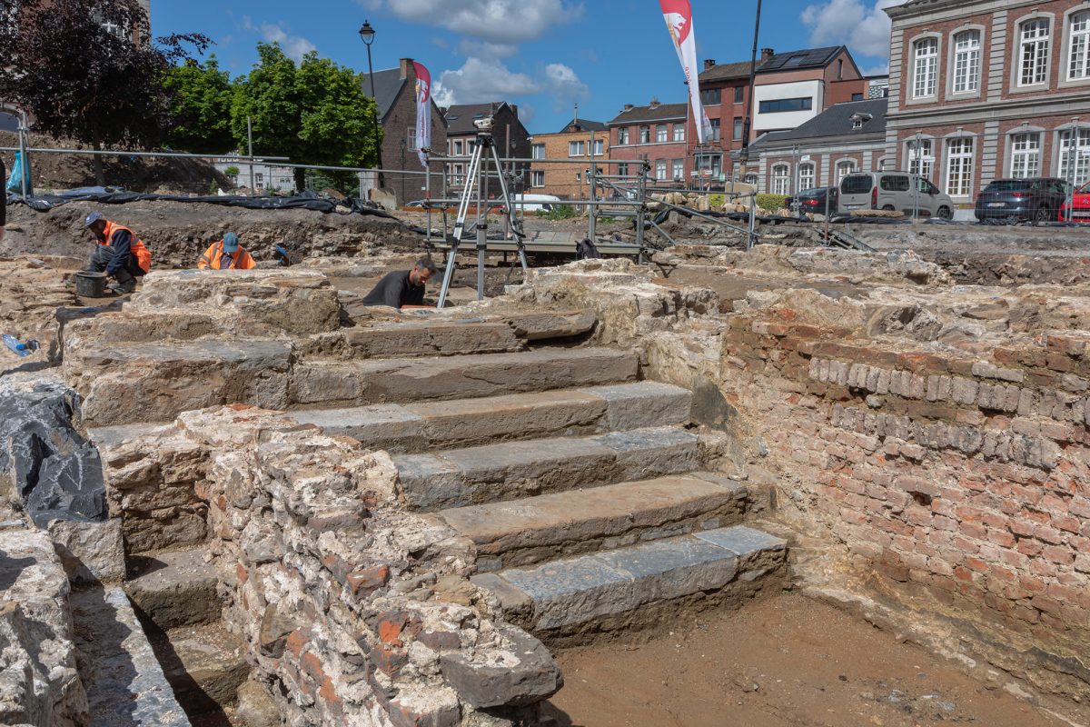 Freigelegte Treppe