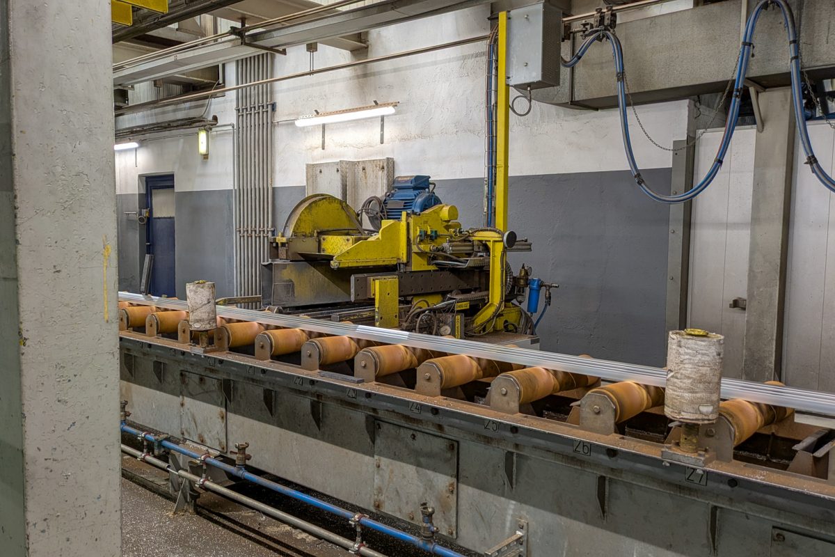 Werkshalle von Norsk-Hydro in Raeren