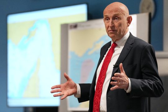 Der zurückgetretene britische Verteidigungsminister John Healey