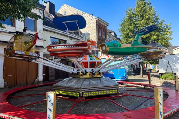 Fahrgeschäft auf der Eupener Kirmes