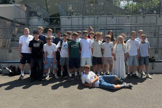 Die Schüler der PDS gemeinsam mit Raphael Kötters