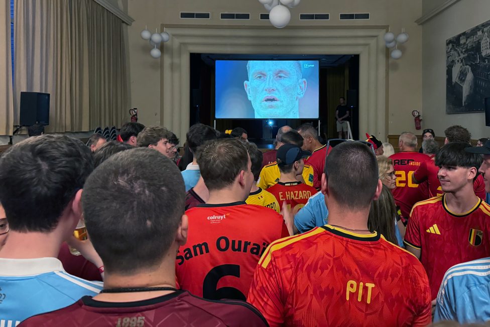 Rund 450 Fans feiern Belgiens Sieg im Kolpinghaus Eupen