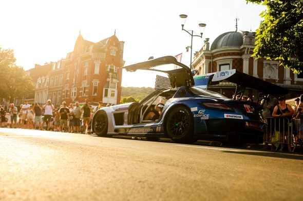 Fahrerparade vor dem 24-Stunden-Rennen von Spa