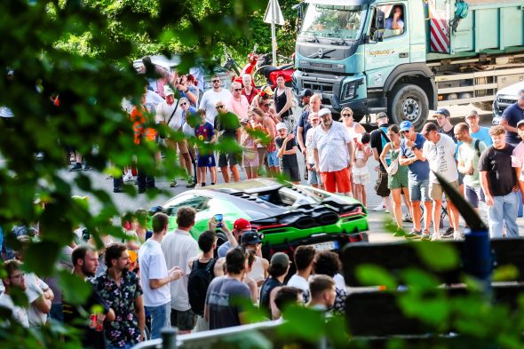 Fahrerparade vor dem 24-Stunden-Rennen von Spa