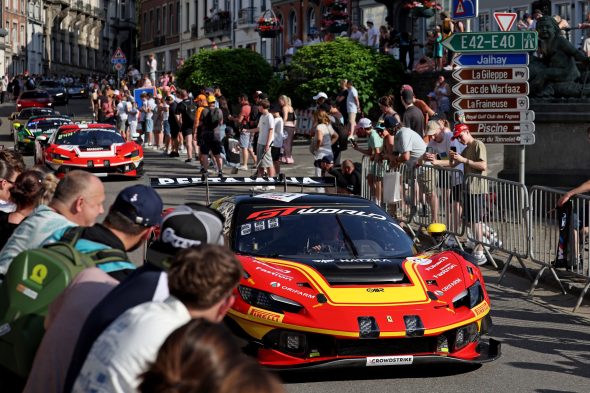 Fahrerparade vor dem 24-Stunden-Rennen von Spa