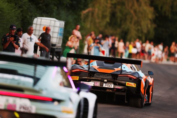 Fahrerparade vor dem 24-Stunden-Rennen von Spa