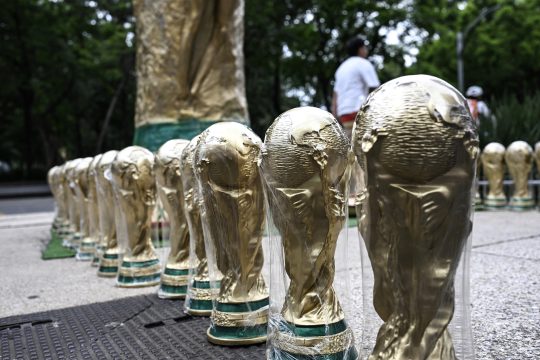 Pokal-Attrappen in Mexiko-Stadt