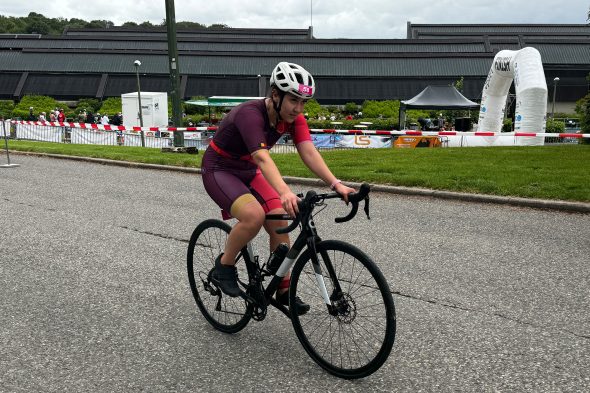 Radfahrer beim Sprinttriathlon in Bütgenbach