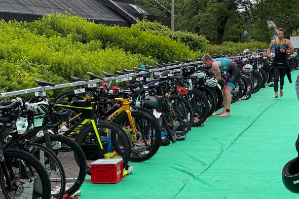 Fahrrad-Parkplatz beim Sprinttriathlon in Bütgenbach