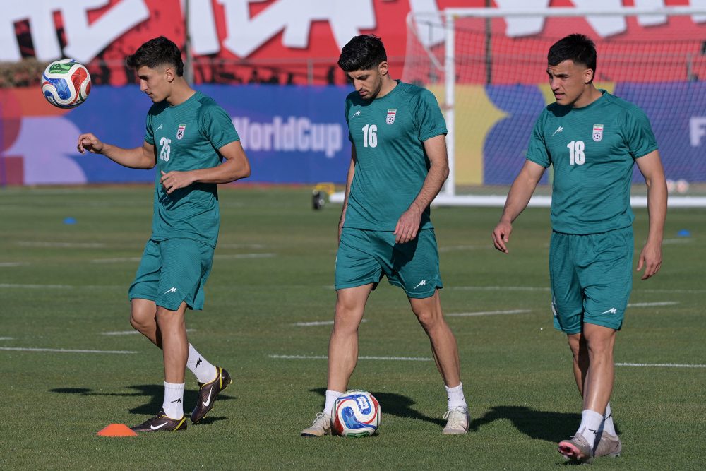Danial Iri, Mehdi Torabi und Amirhossein Hosseinzadeh beim Training in Tijuana am 12. Juni