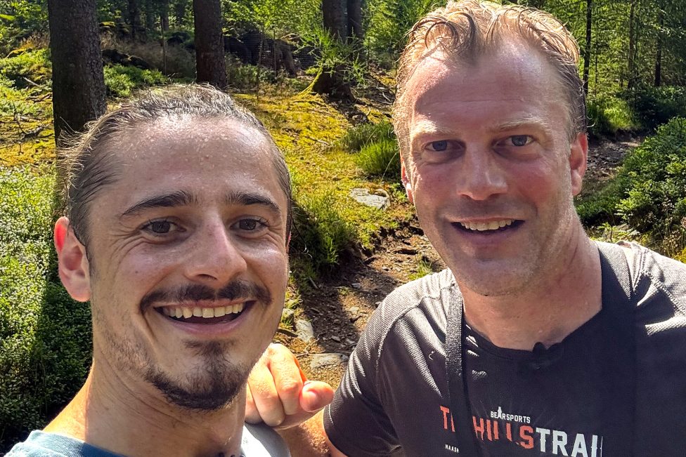 Reporter Dogan Malicki und TAO-Projektleiter Daniel Baltus machen ein Selfie