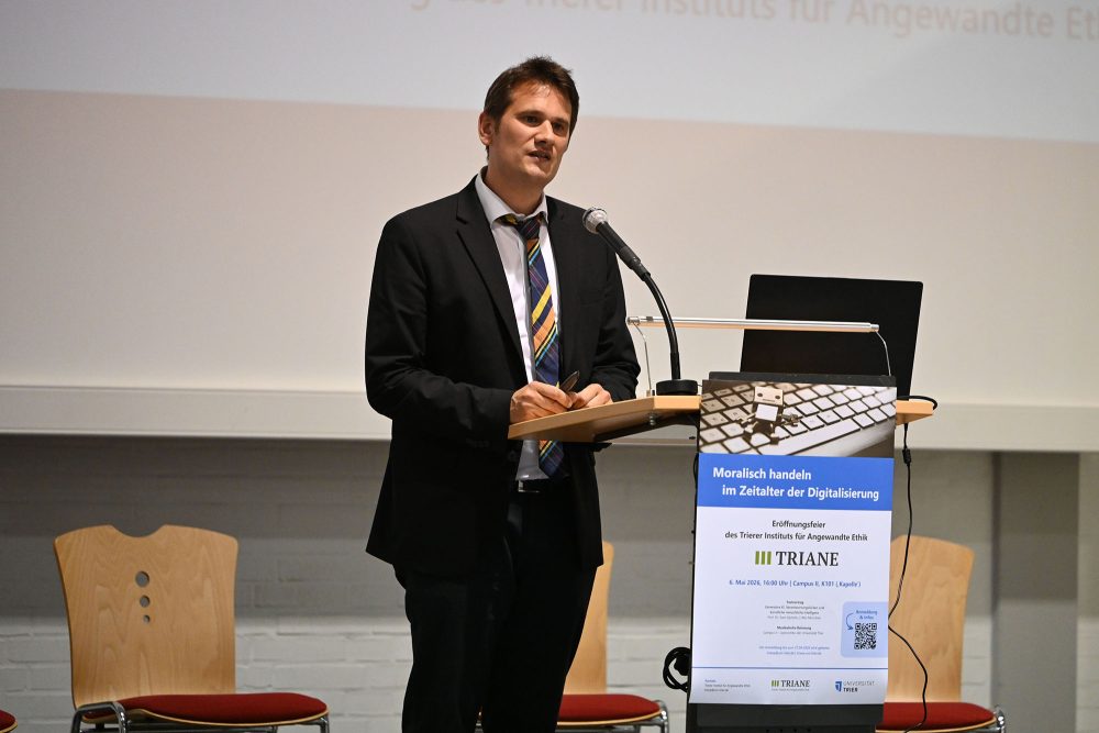 Prof. Dr. Matthias Hoesch, Sprecher des Ethik-Instituts an der Universität Trier