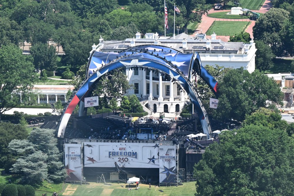 Die Kampfarena "The Claw" vor dem Weißen Haus in Washington