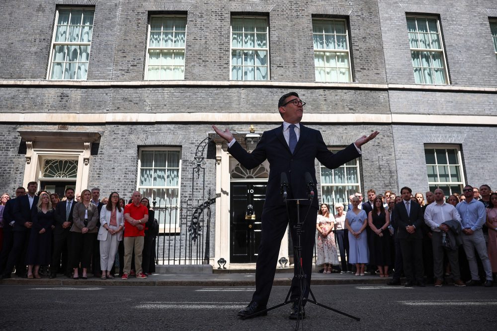 Andy Burham bei seiner ersten Ansprache vor 10 Downing Street