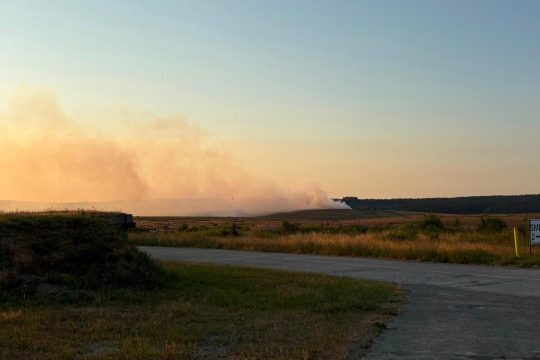 Rauchwolke durch einen Brand im Lager Elsenborn