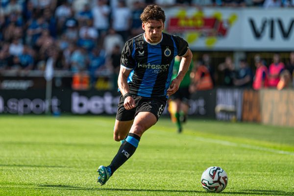 Christos Tzolis beim Spiel gegen Gent im Mai