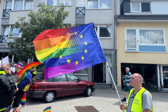 Fahnen beim CSD 2026 in St. Vith