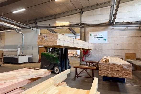 Werkhalle von Fabribois in Sourbrodt
