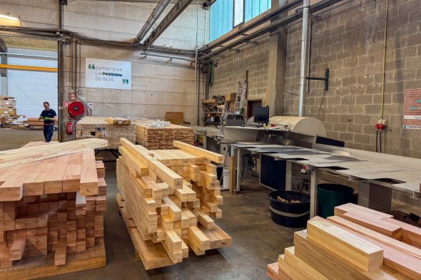 Werkhalle von Fabribois in Sourbrodt