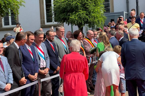 Luxemburgisches Großherzogpaar besucht Ulflingen