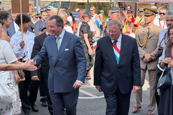 Luxemburgisches Großherzogpaar besucht Ulflingen