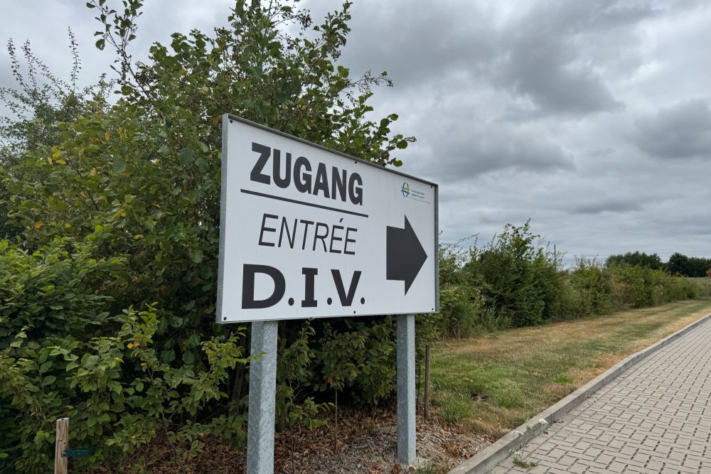 KFZ-Zulassungsstelle (DIV) in der Industriezone East Belgium Park in Lontzen