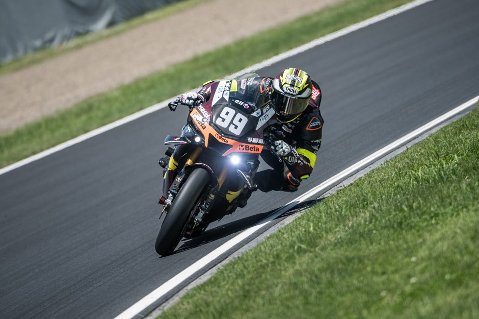 Die KM99 Marc VDS - Suzuka beim Rennen in Suzuka