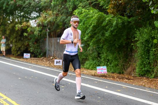 Triathlet Sam Laidlow beim Laufen
