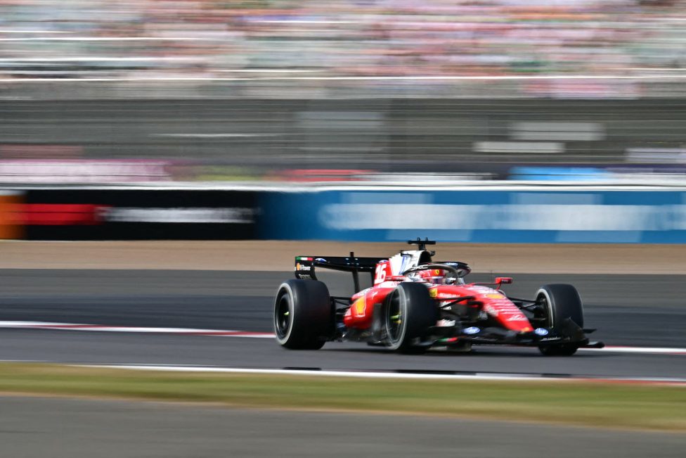 Der Ferrari von Charles Leclerc beim Rennen in Silverstone