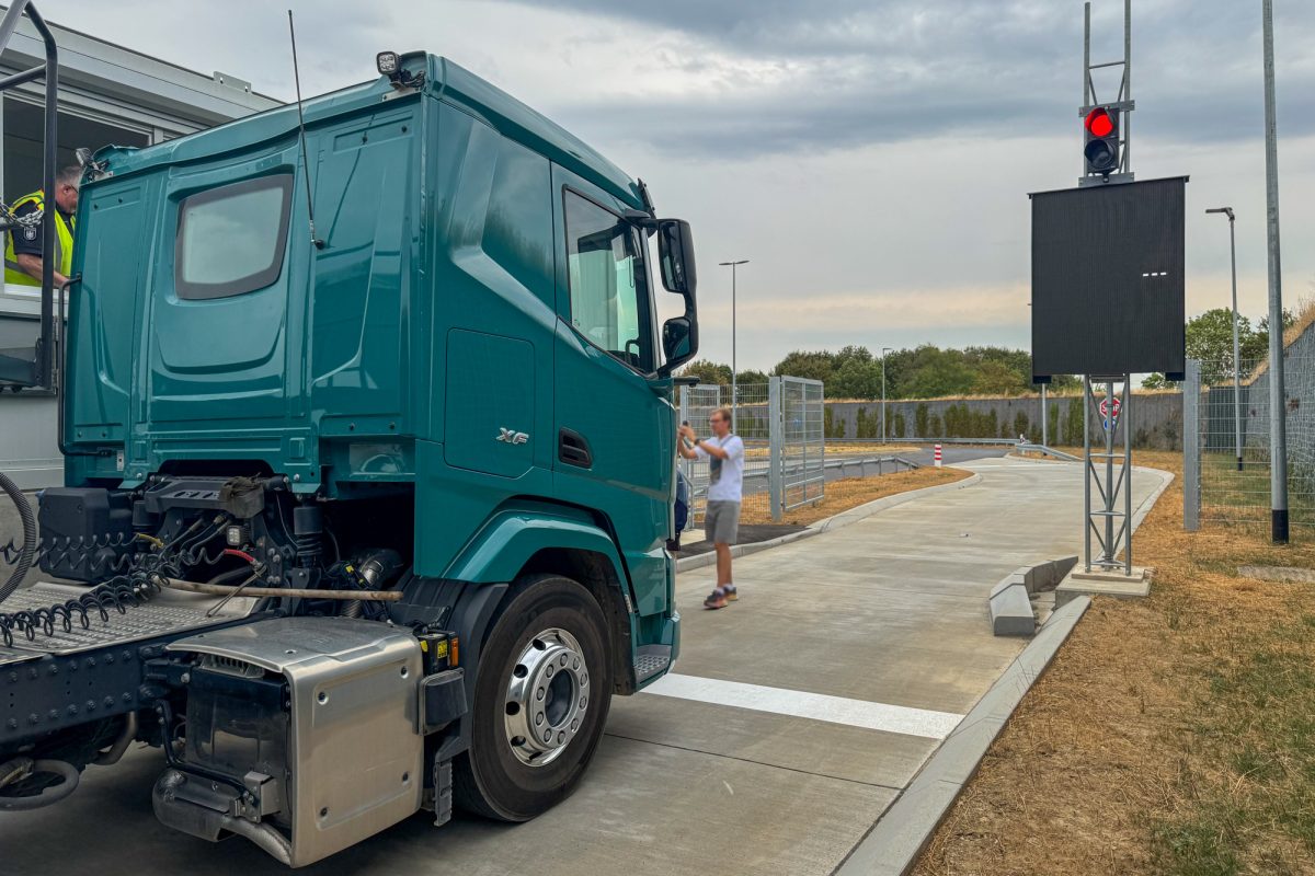 Lkw auf Waage