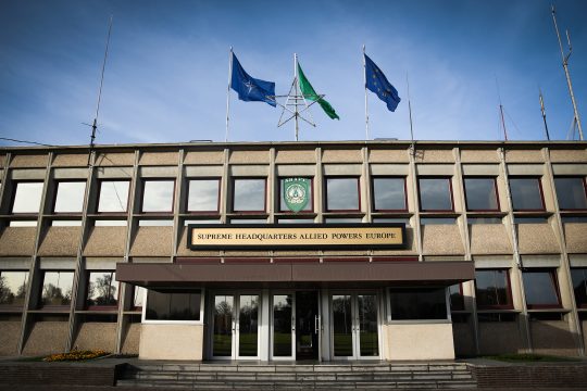 Gebäude des "Shape" in Casteau in der Nähe von Mons