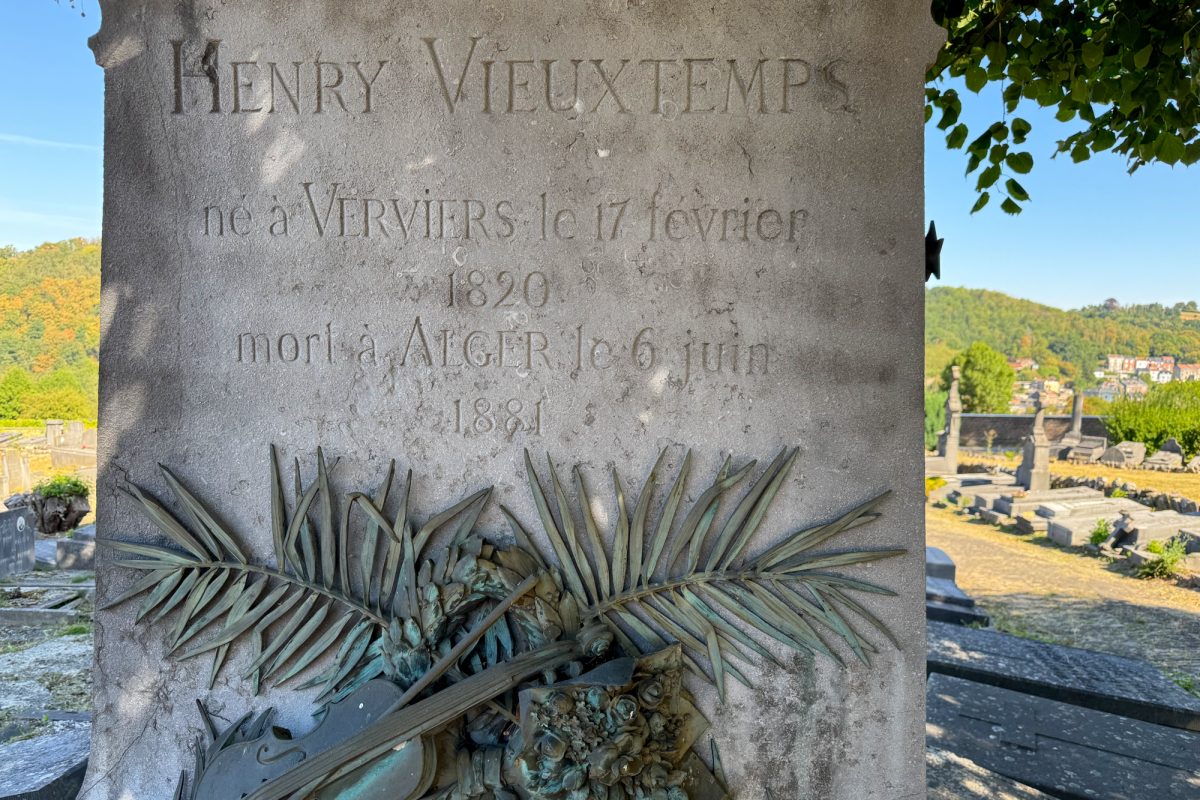 Grabstein mit Geburts- und Todesdatum von Henry Vieuxtemps