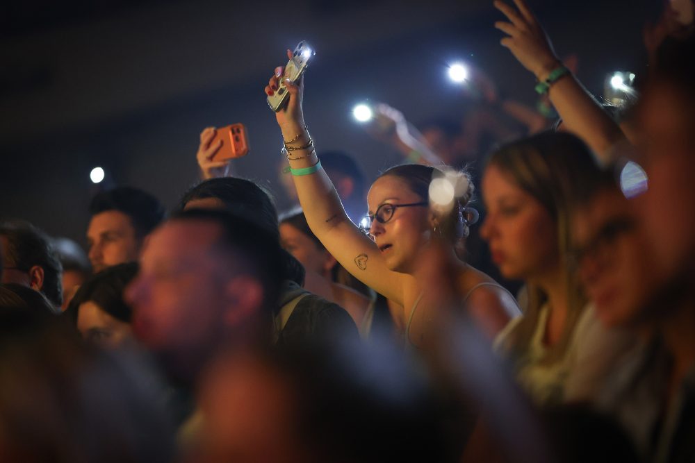 Zuschauer beim ersten Tag der Francofolies de Spa 2026