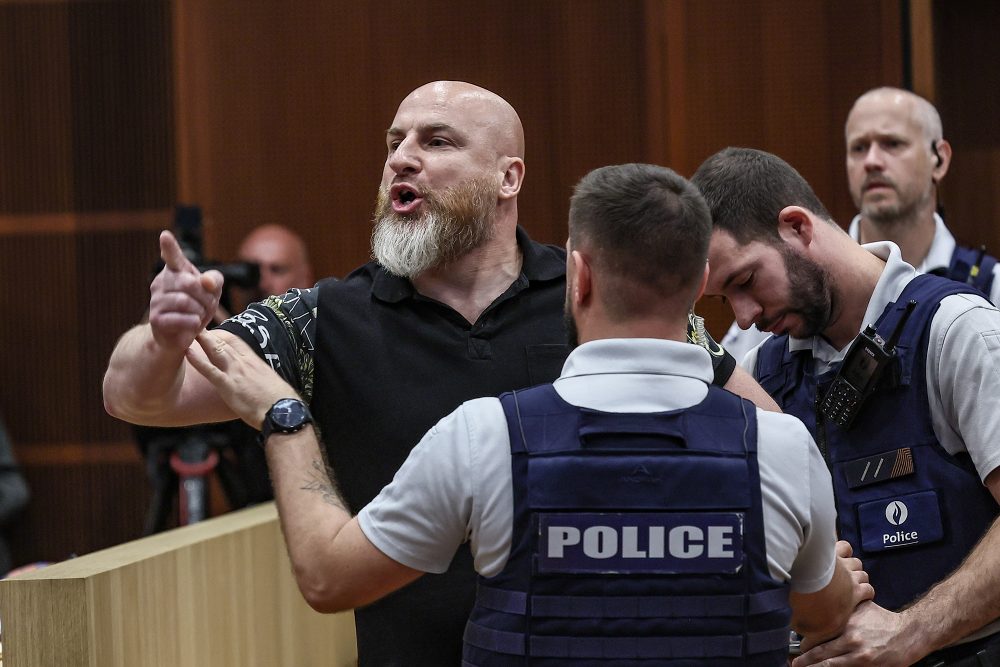 Gregory Lenoci protestiert im Gerichtssaal nach der Urteilsverkündung am 20. August 2026