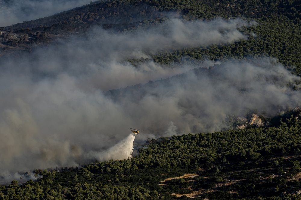 Waldbrand in Griechenland nordwestlich von Athen