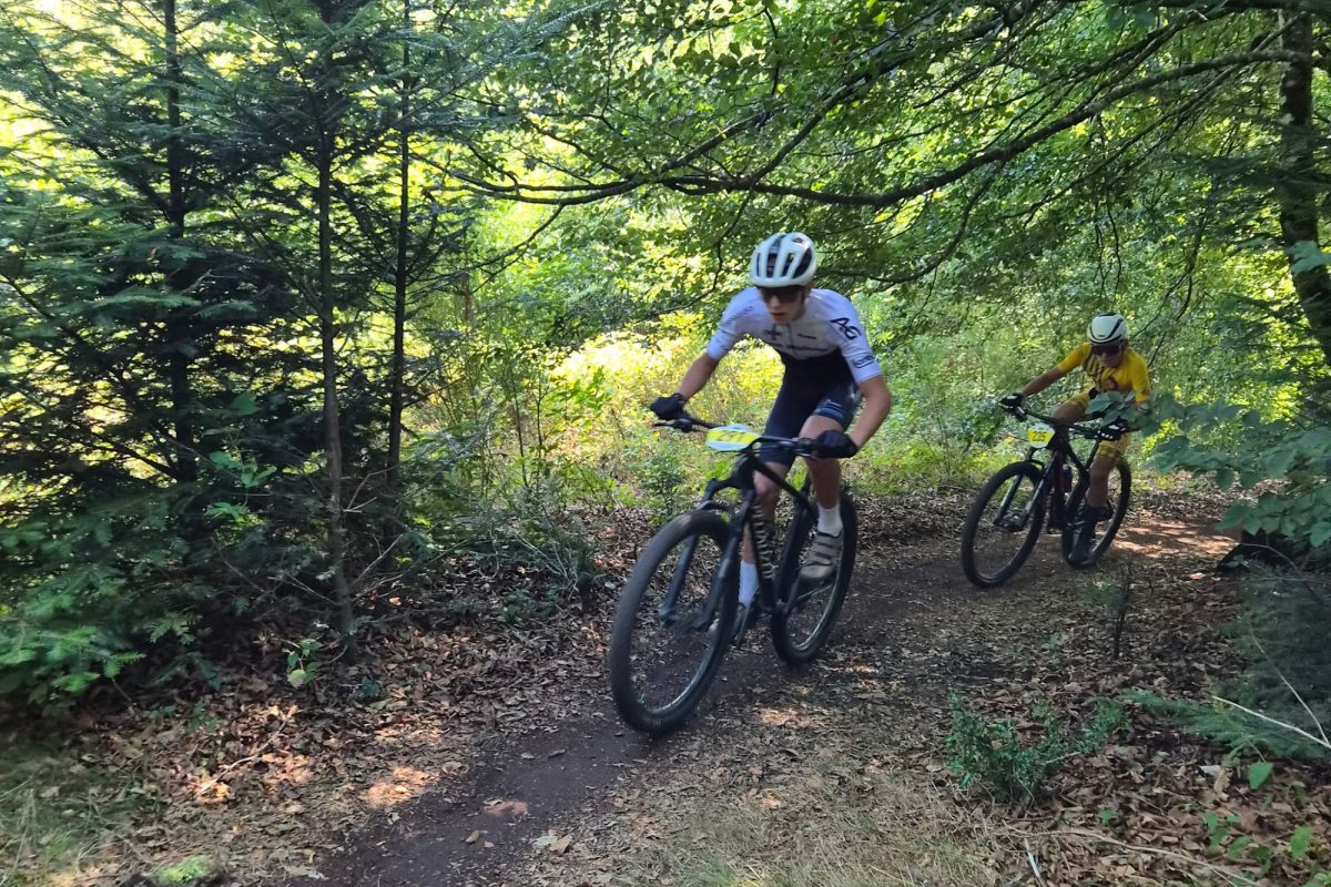 Jan Fonk auf dem Mountainbike