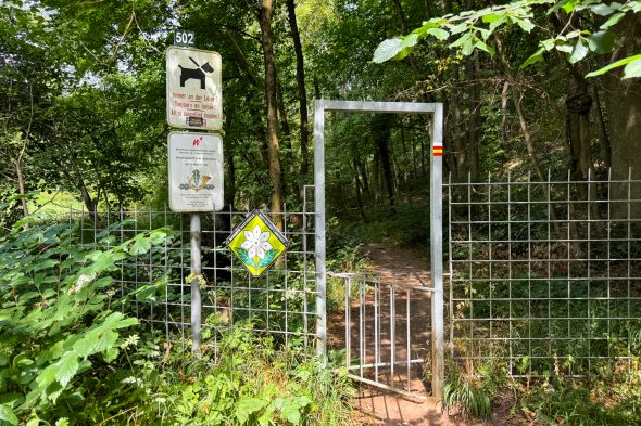 Eingangstor zum Gelände rund um den Oskarstollen