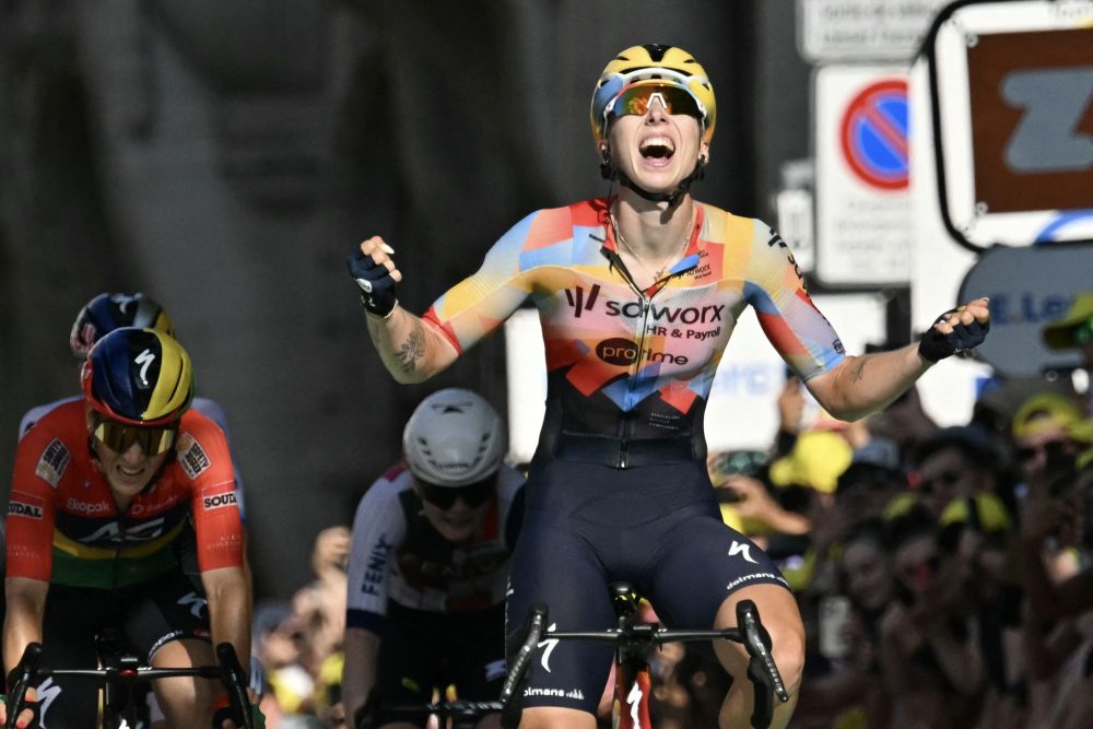 Lorena Wiebes war zum Auftakt der Tour de France Femmes einmal mehr die Schnellste (Bild: Nicolas Tucat/AFP)