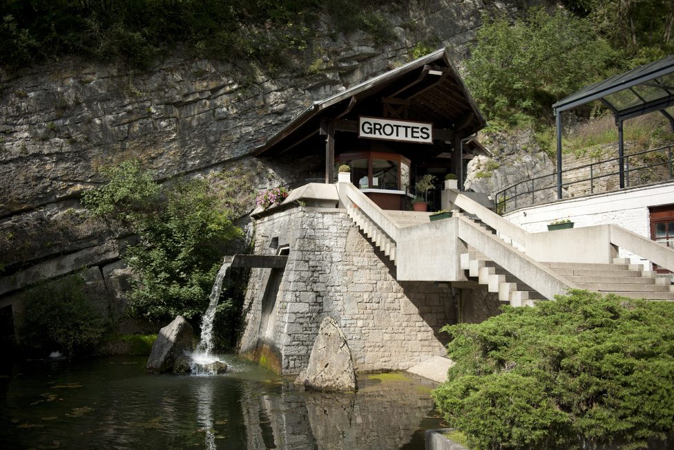 Der Eingang zu den Grotten von Remouchamps