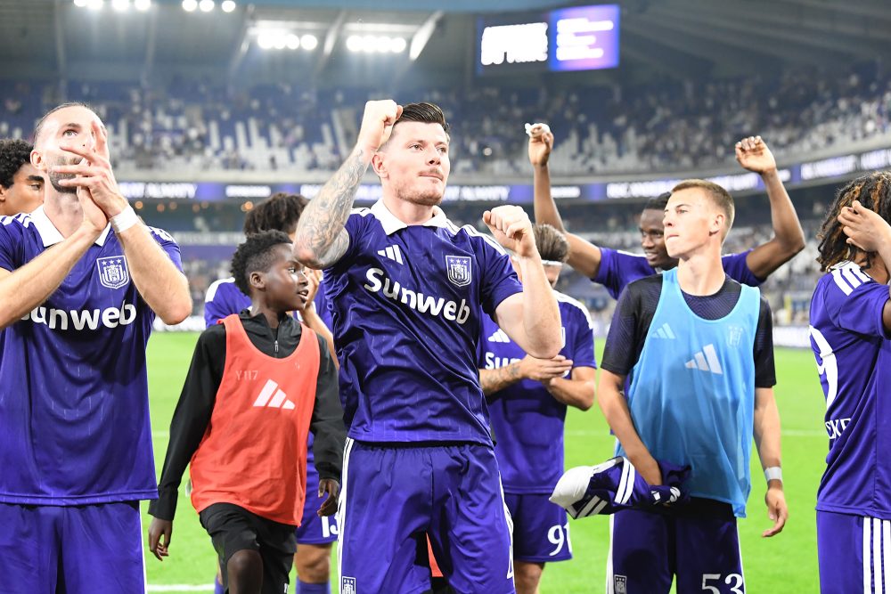 Die Spieler von Anderlecht feiern nach dem Sieg über PAOK