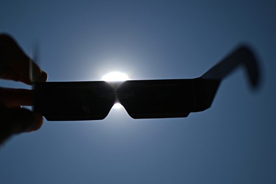 Sonnenfinsternis-Schutzbrille
