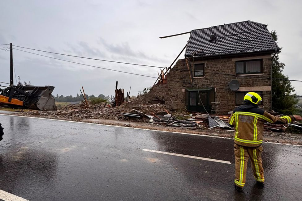 Zerstörungen durch Mini-Tornado in Büllingen