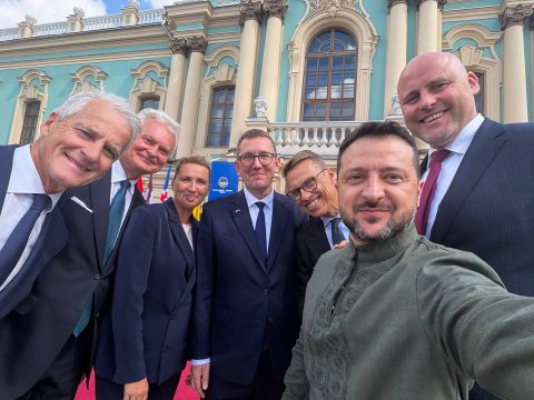 Gruppenfoto mit Selenskyj