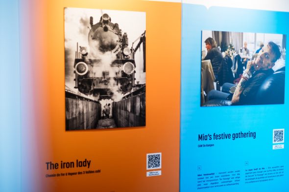 Bilder in der Ausstellung "Geschichten, bei denen einem das Herz aufgeht“