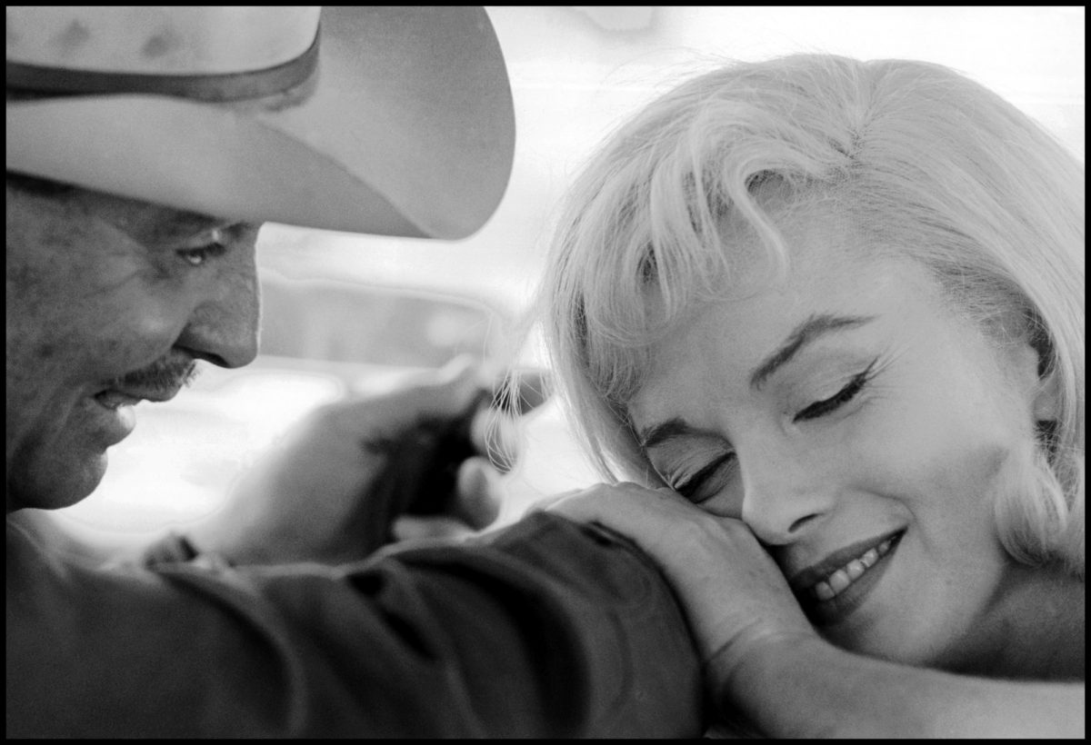 Das Foto von Cornell Capa zeigt Clark Gable und Marilyn Monroe